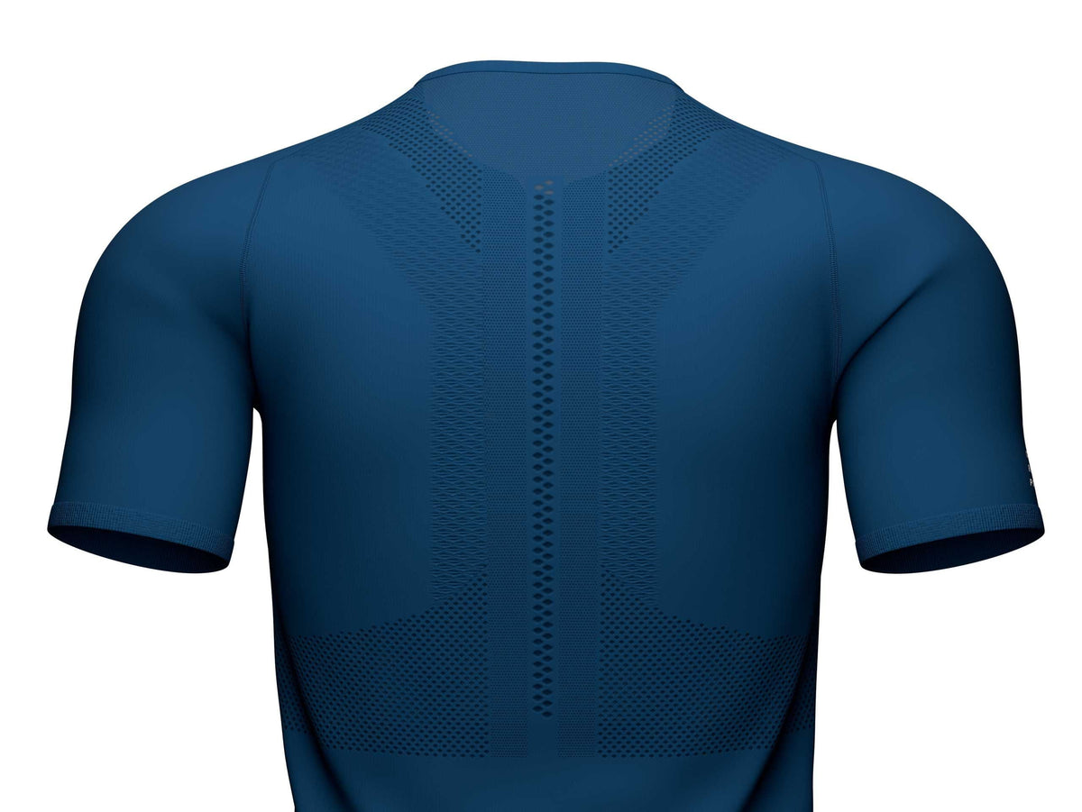 Trail Half-Zip Fitted Top blue