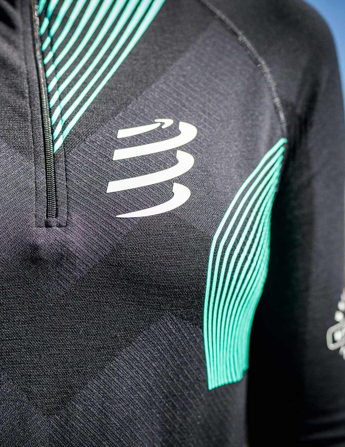 Winter Trail Postural Top - Black/Turquoise Blue