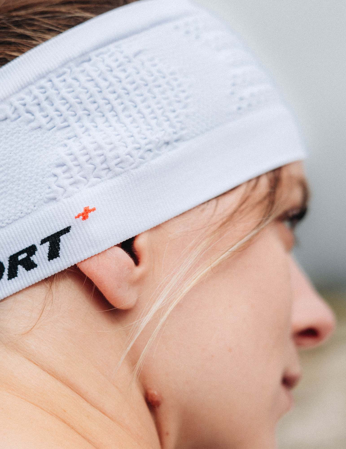 Headband On/Off - White