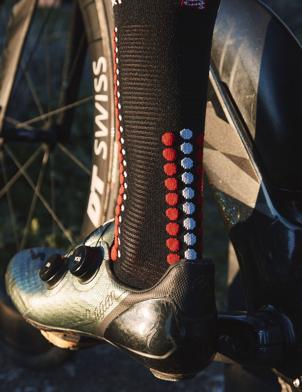 Pro Racing Socks V4.0 Bike - Black/Red