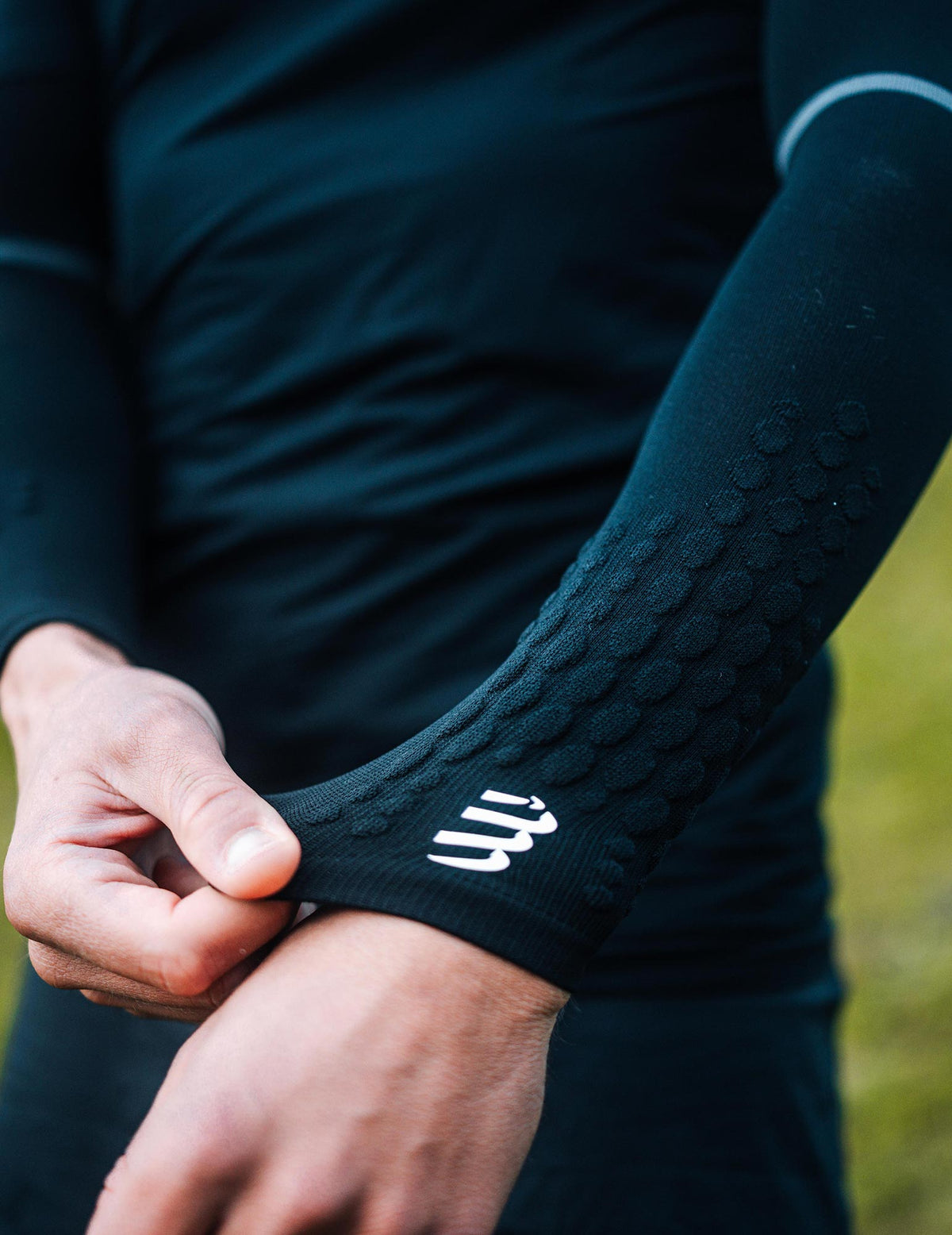 ArmForce Ultralight black
