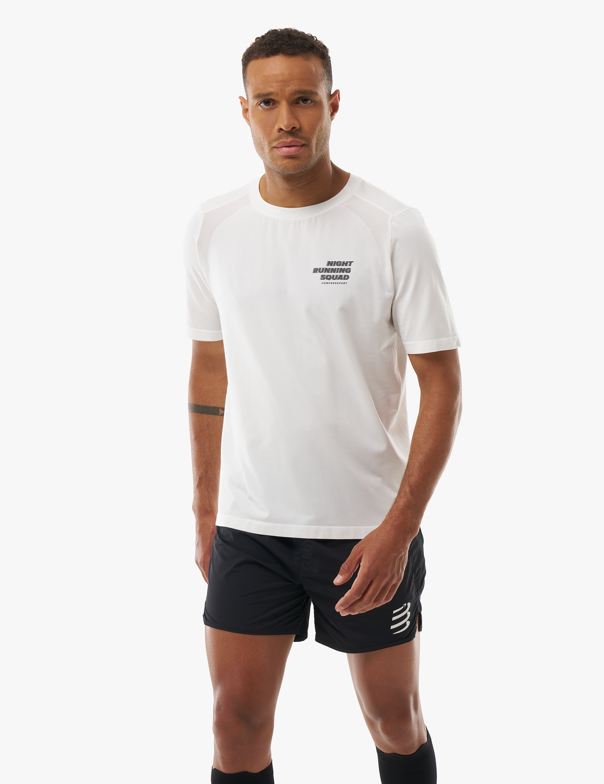 Performance Tshirt - Night Running Squad Off - White