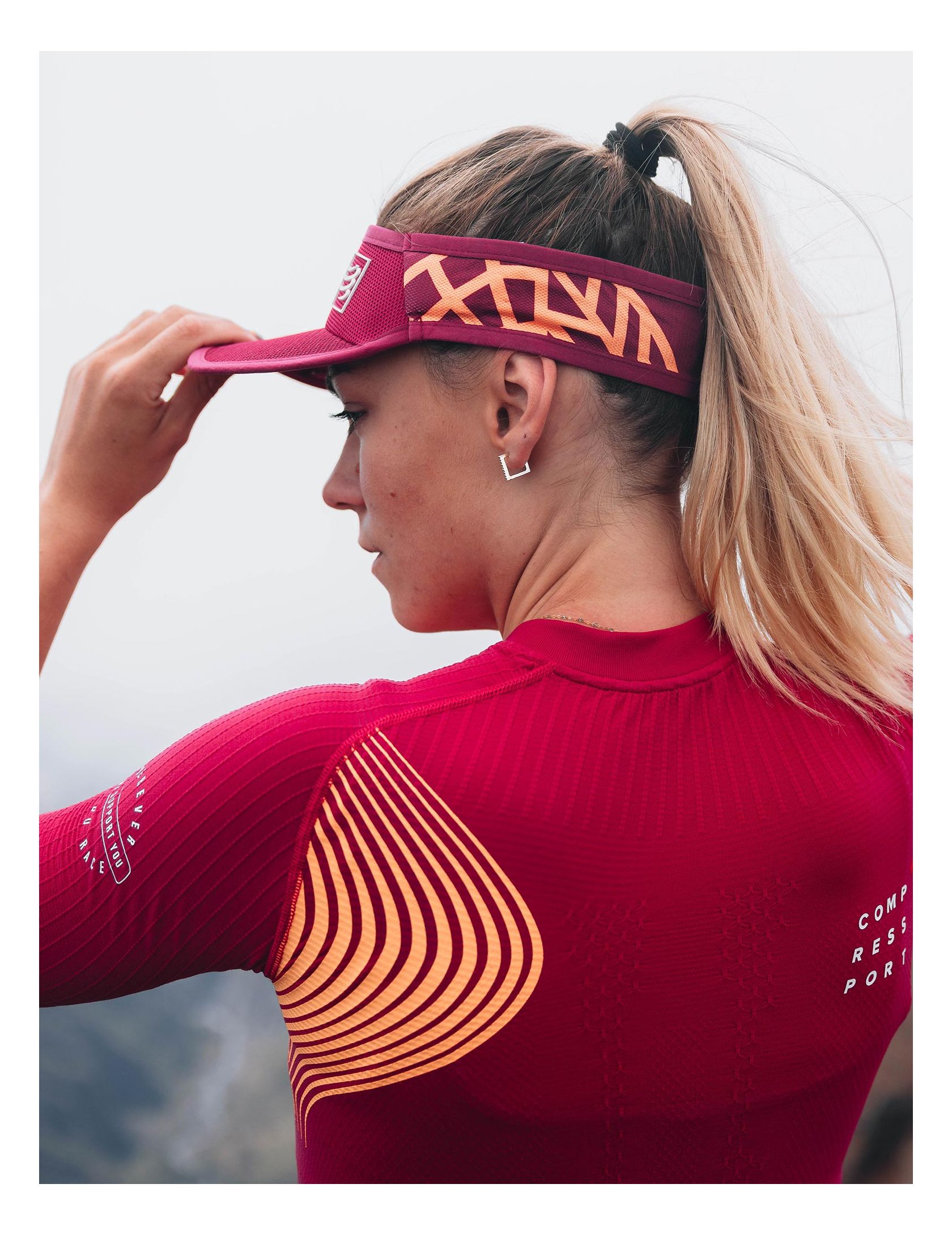 Trail Postural SS Top W PERSIAN RED/BLAZING ORANGE