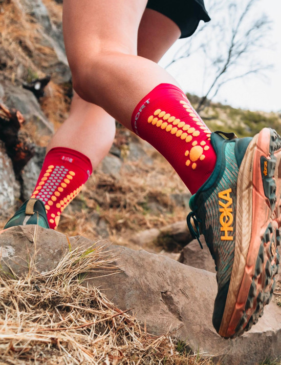 Pro Racing Socks v4.0 Trail PERSIAN RED/BLAZING ORANGE