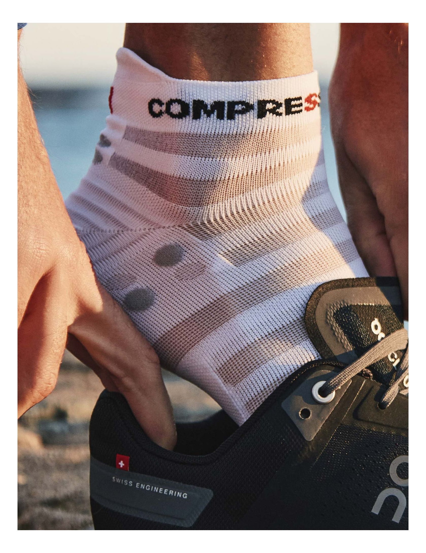 Pro Racing Socks v4.0 Ultralight Run Low - White/Alloy