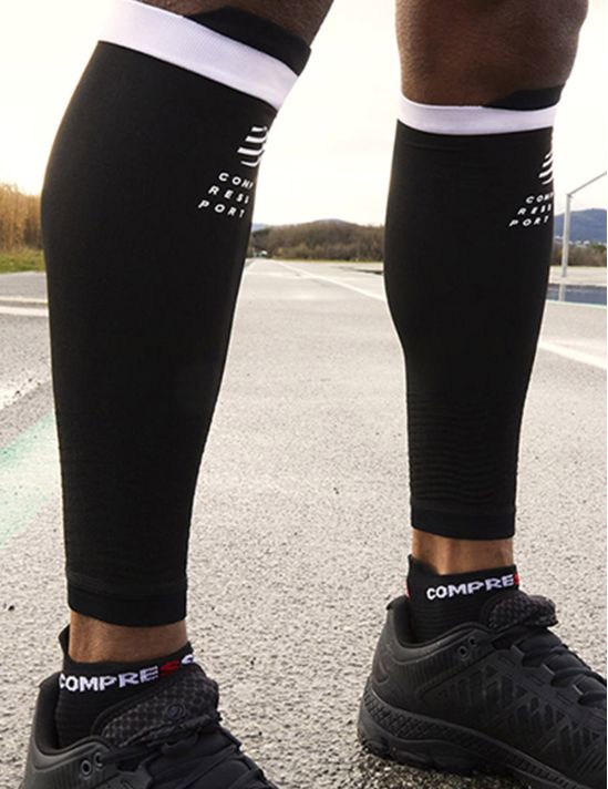 Pro Racing Socks v4.0 Run Low - Black/Red