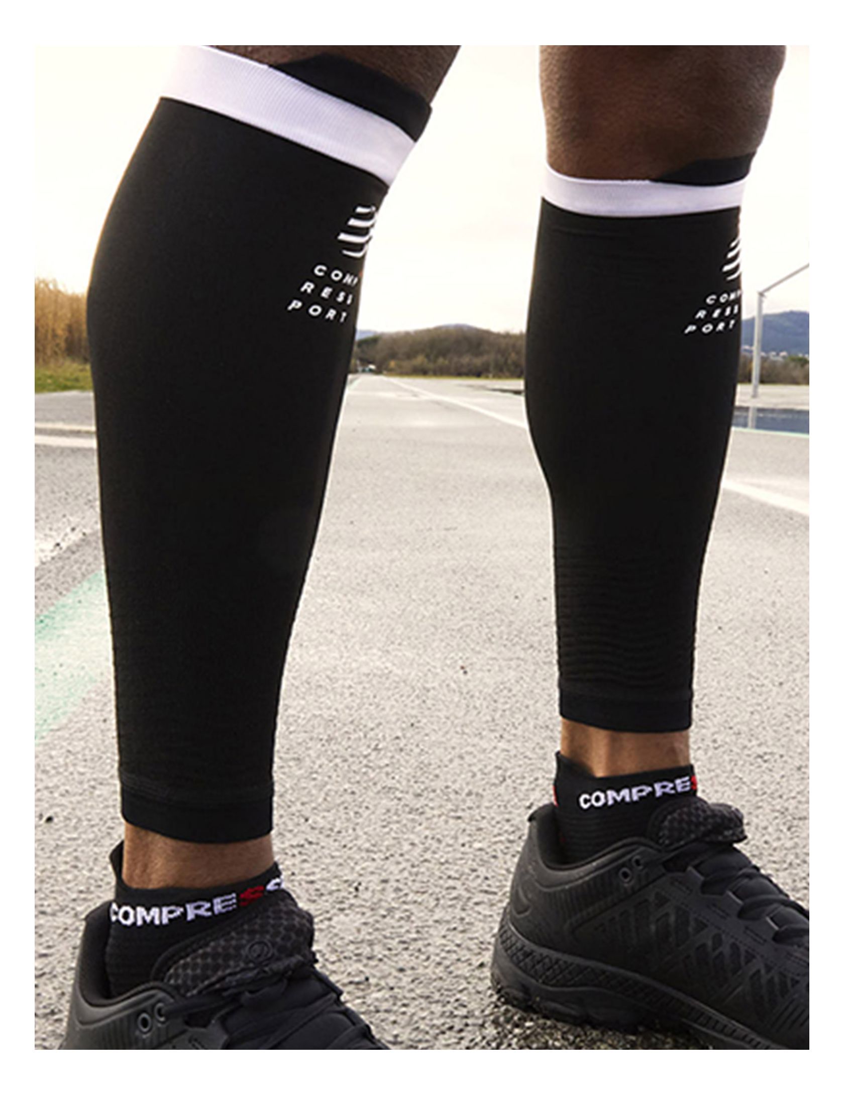 Pro Racing Socks v4.0 Run Low - Black/Red