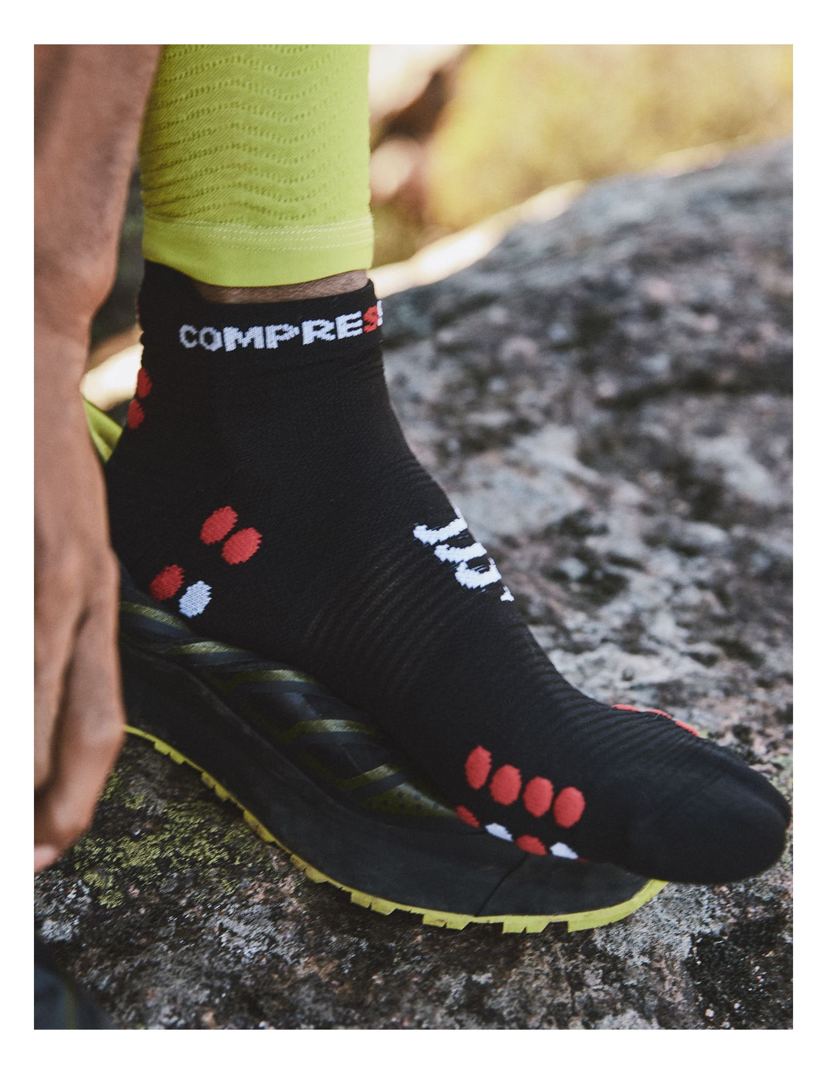 Pro Racing Socks v4.0 Run Low - Black/Red
