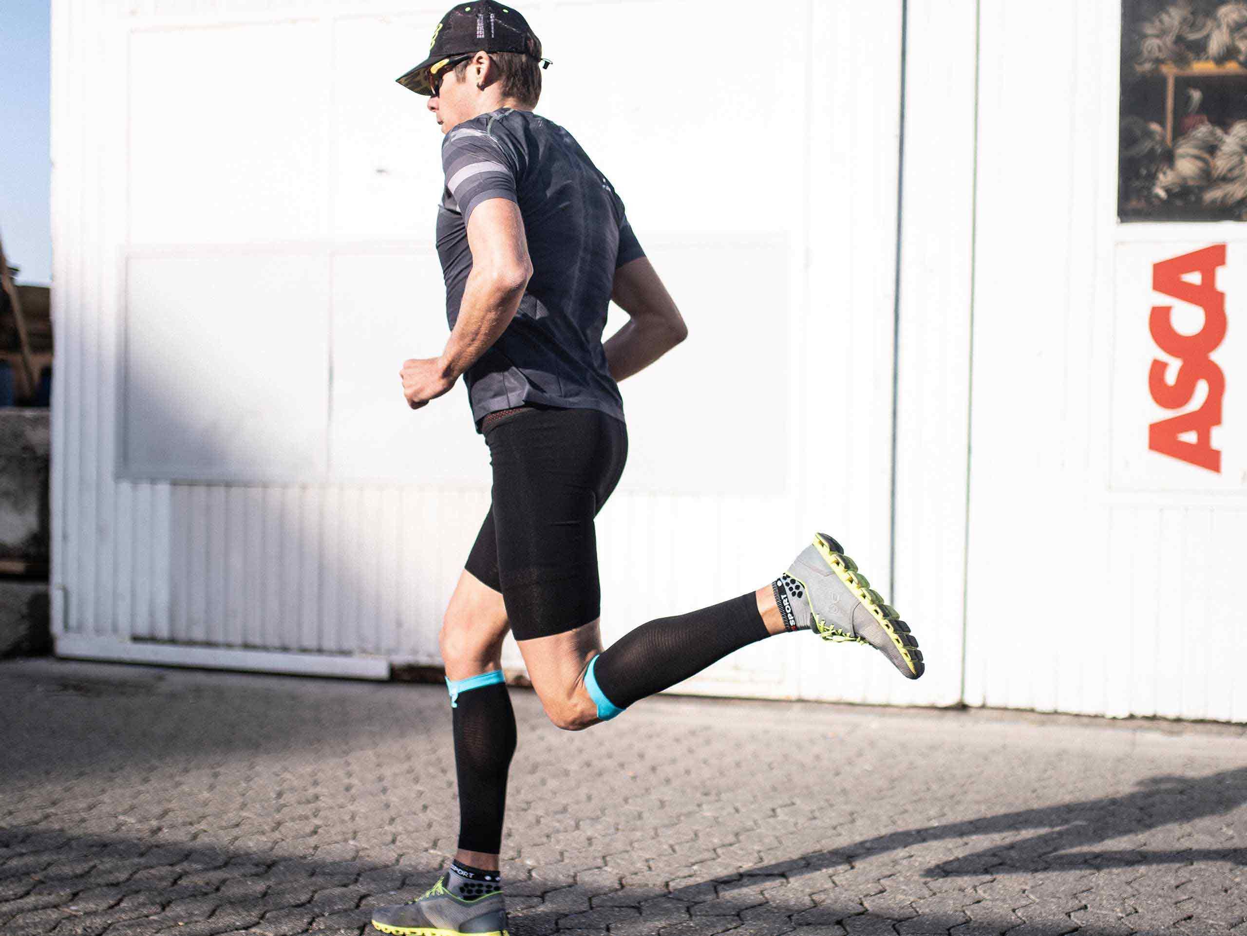 mens compression running shorts