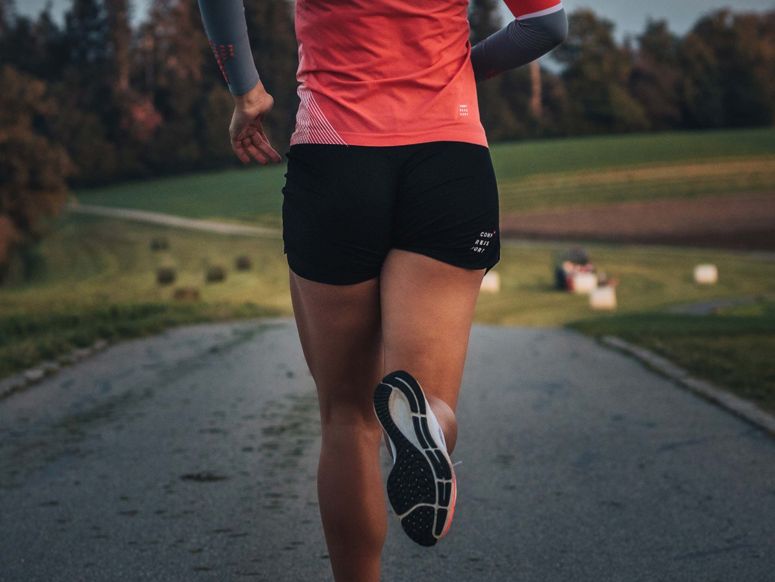 Performance Overshort W BLACK