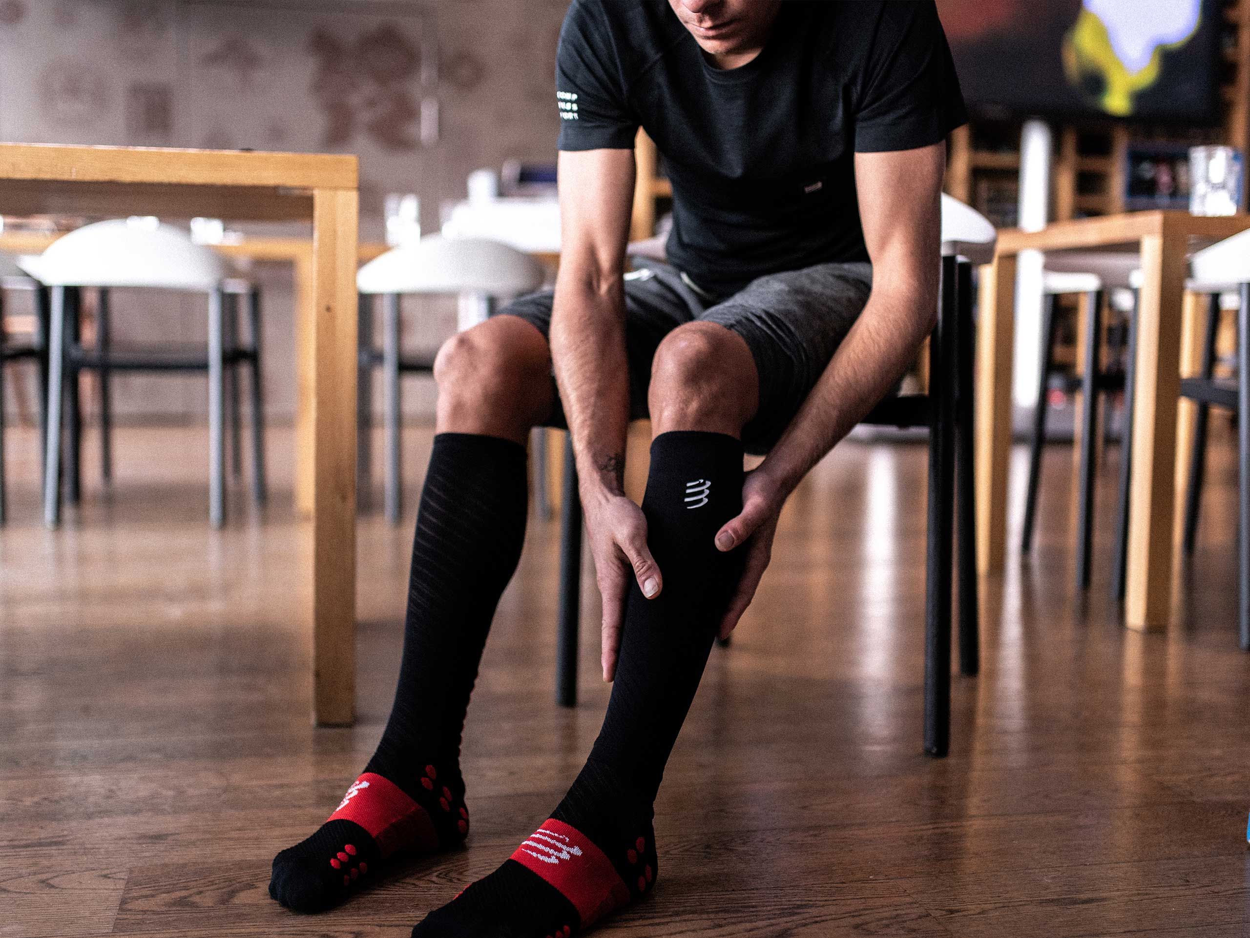 Set sosete compresie Compressport Race & Recovery UTMB 2020