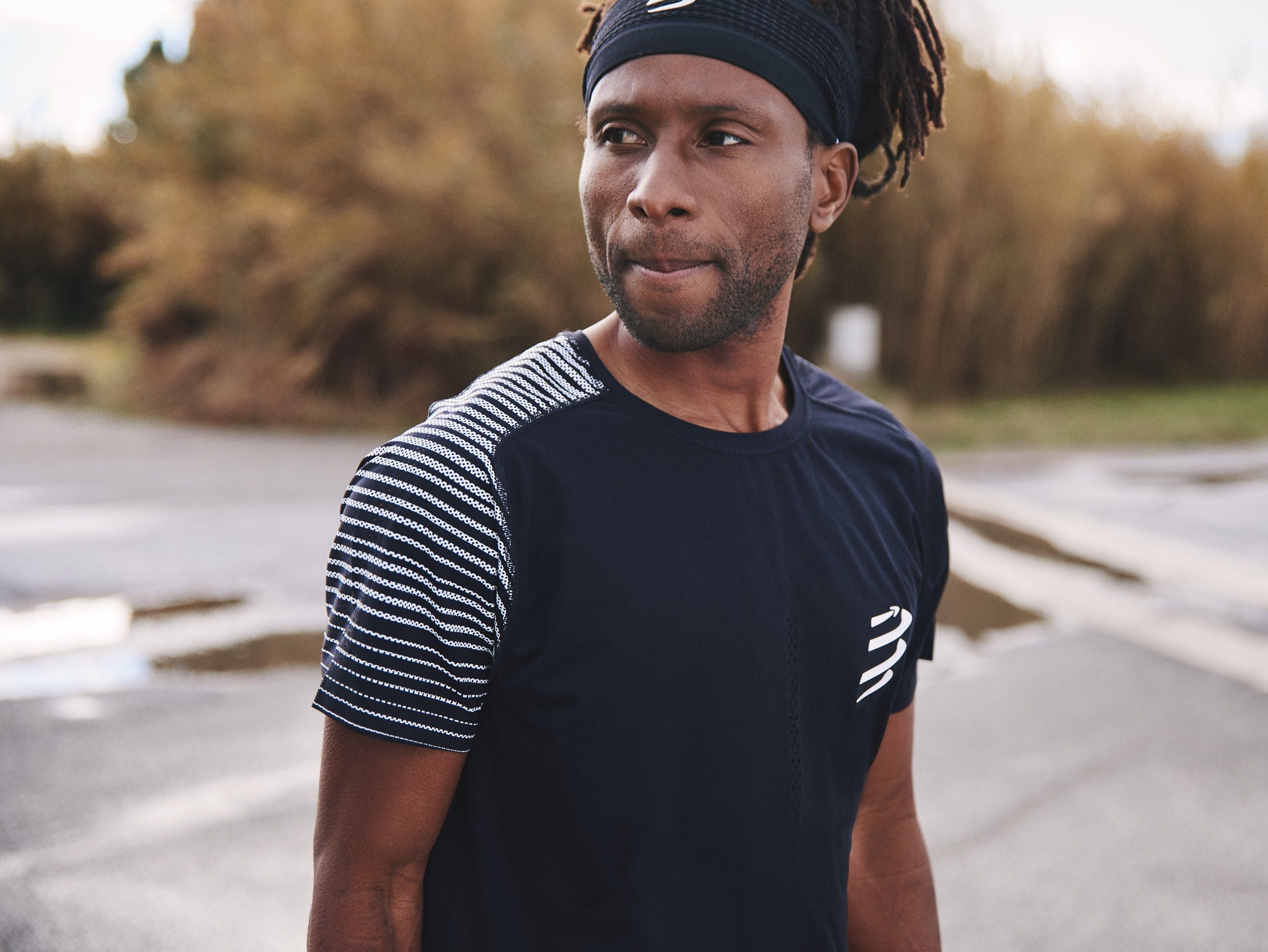 Performance SS Tshirt M - Black/Red