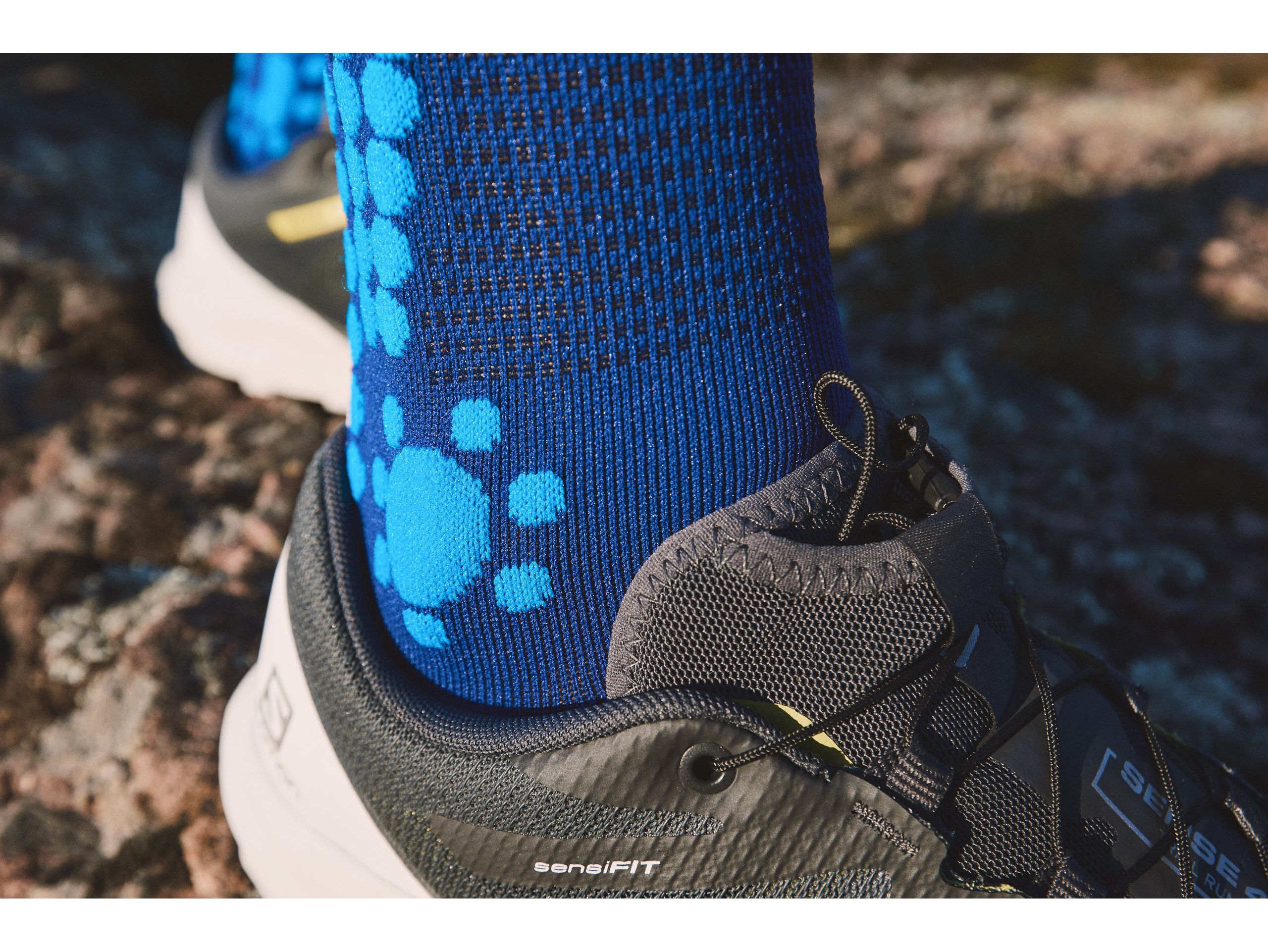 Pro Racing Socks v4.0 Trail - Sodalite/Fluo Blue