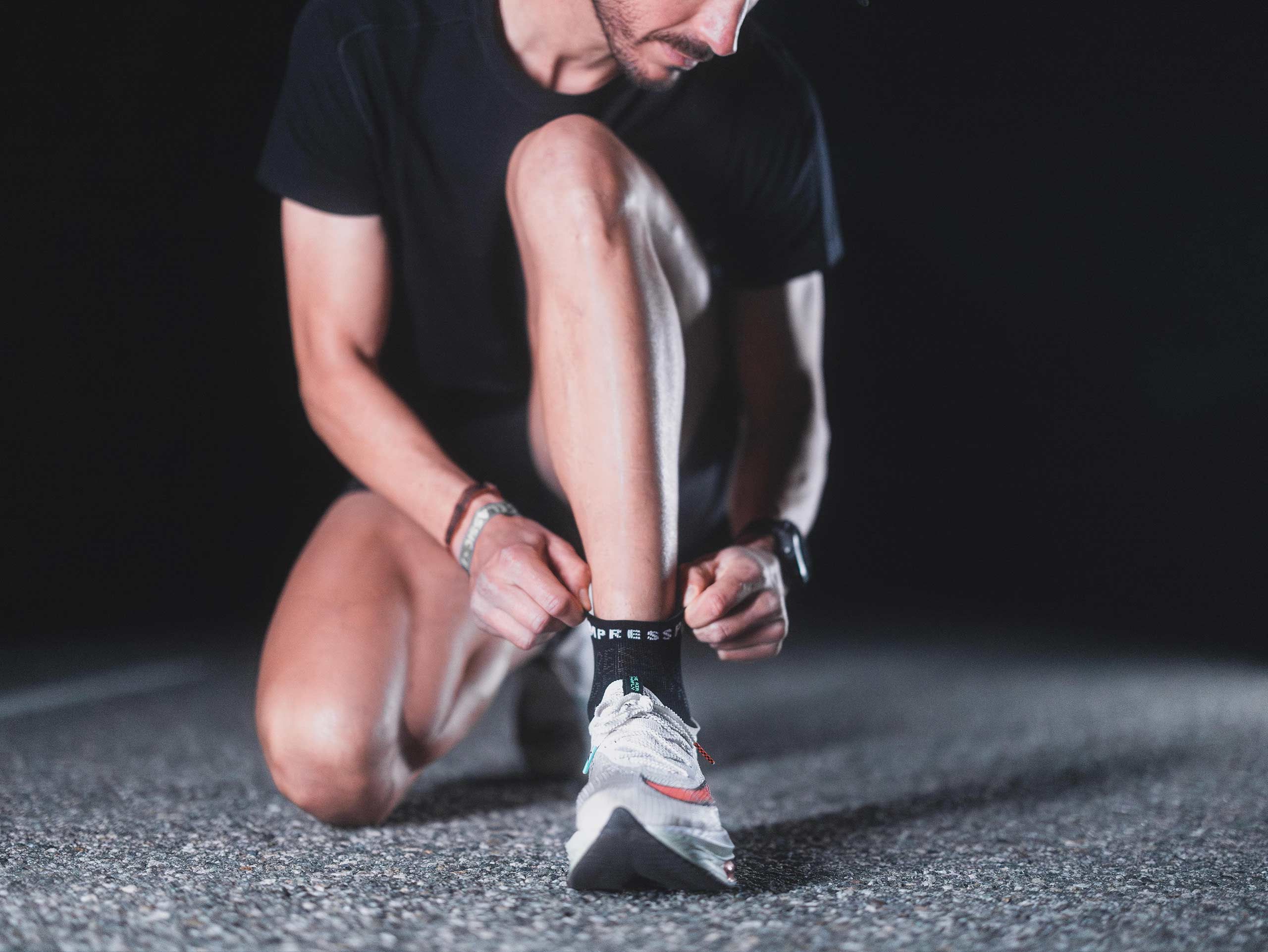 Pro Racing Socks v4.0 Run Low - Black Edition 2023 BLACK/WHITE