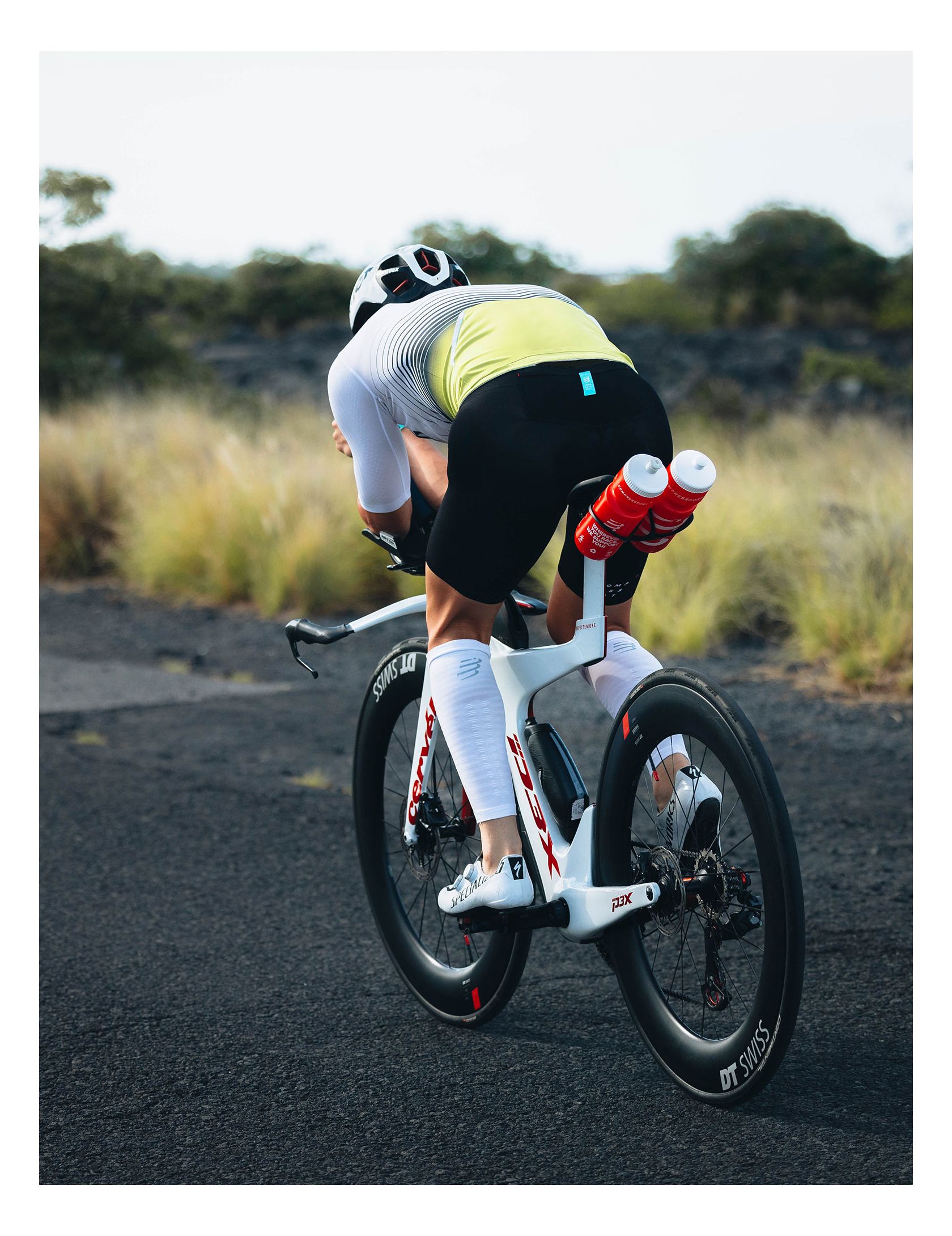 R2 Aero - White