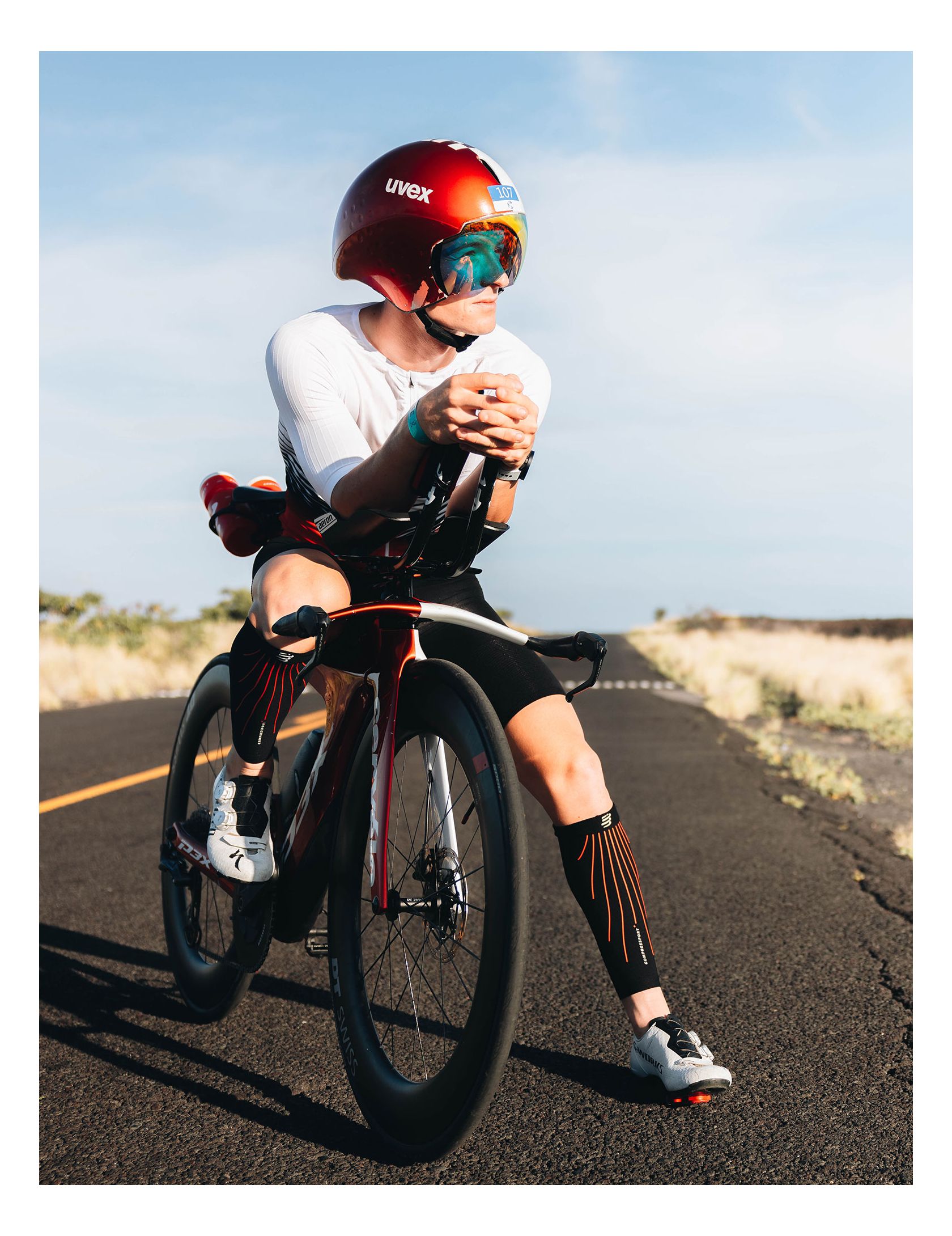 R2 Aero BLACK/RED