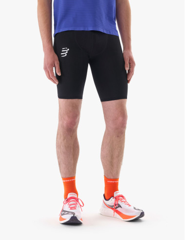 Run Under Control Short schwarz