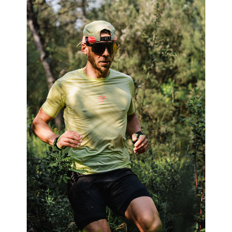 Trail running clothing